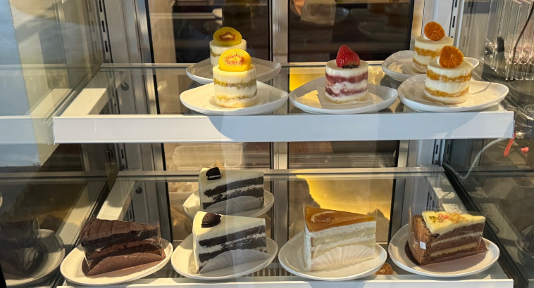 디저트 케익크 사진