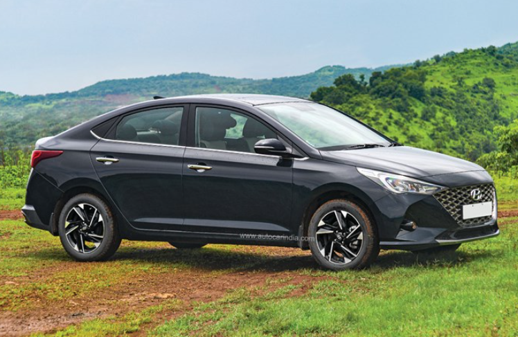 현대 베르나 BN7 신형