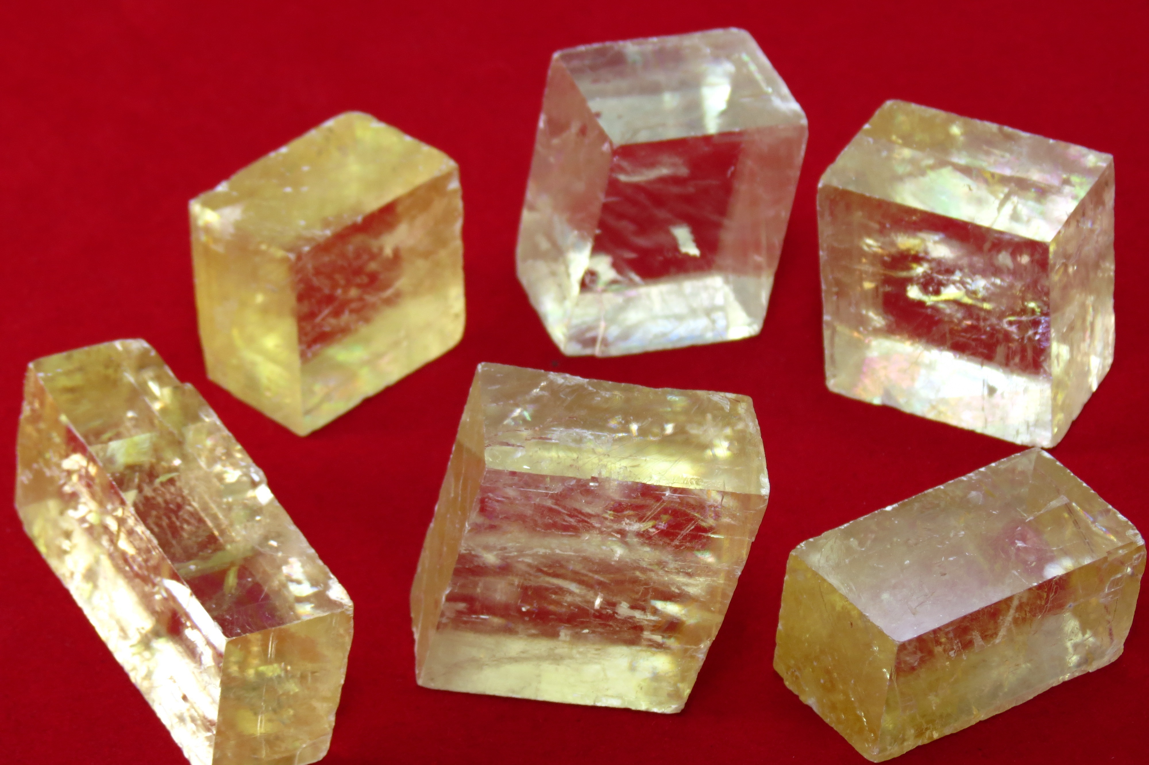 흔하면서도 다채로운 광물 칼사이트 (Calcite) 이야기