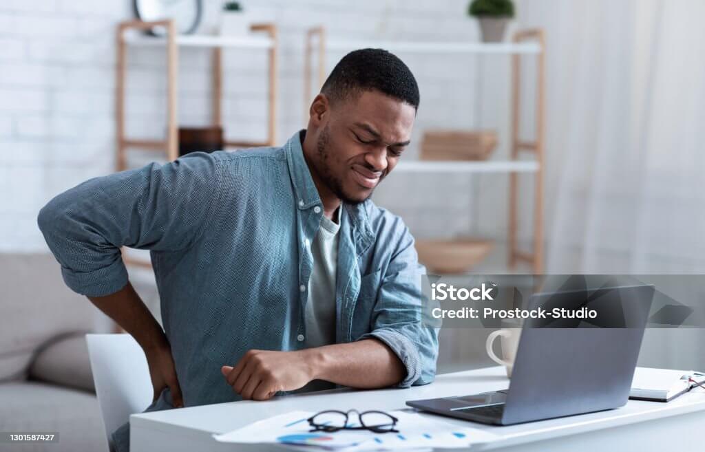 20대의 허리 통증 증가