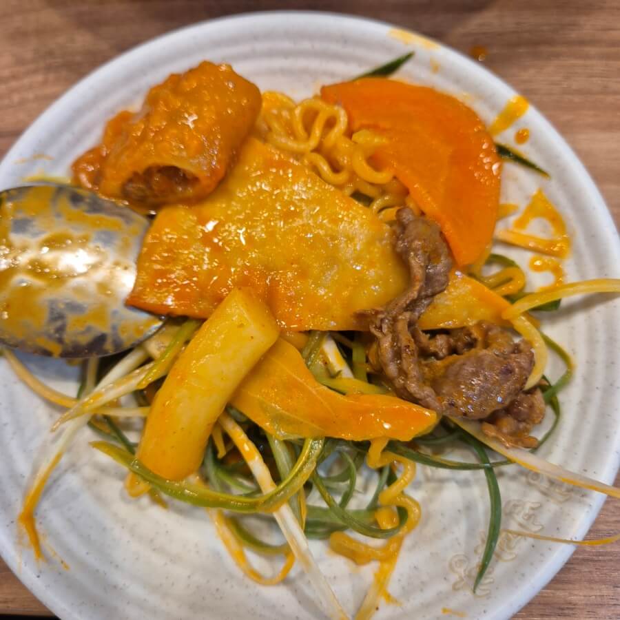 떡볶이에-들어간-재료들