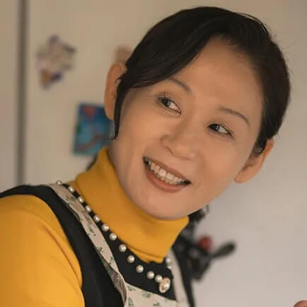 김선영포스터 이호수의 어미니 염분홍입니다.