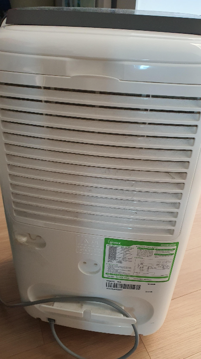 위닉스-제습기-필터-청소-세척