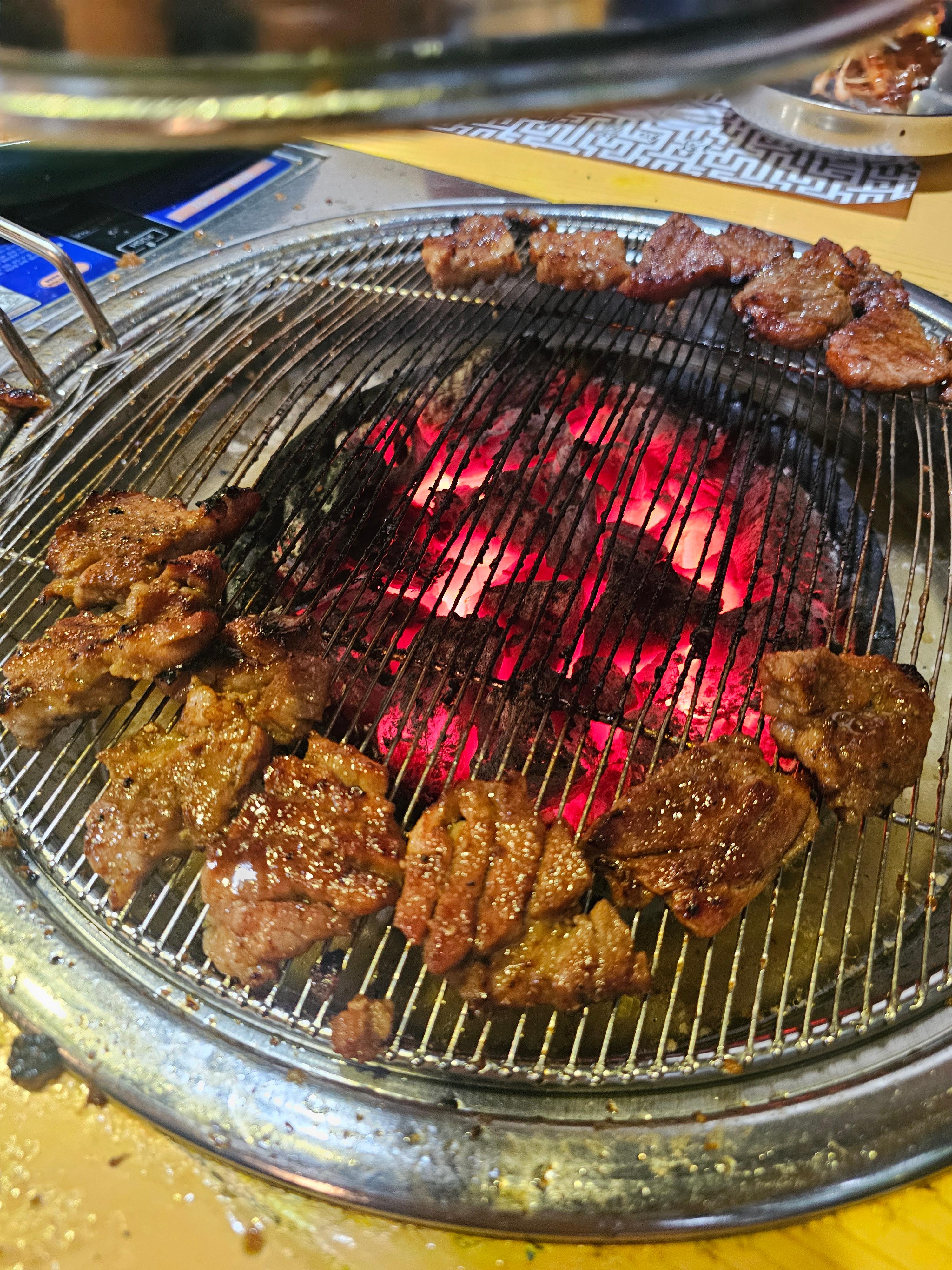 숯불 돼지왕갈비 내돈내먹