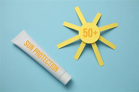 피부 노화 방지의 핵심: 주름 예방을 위한 실천법과 올바른 스킨케어