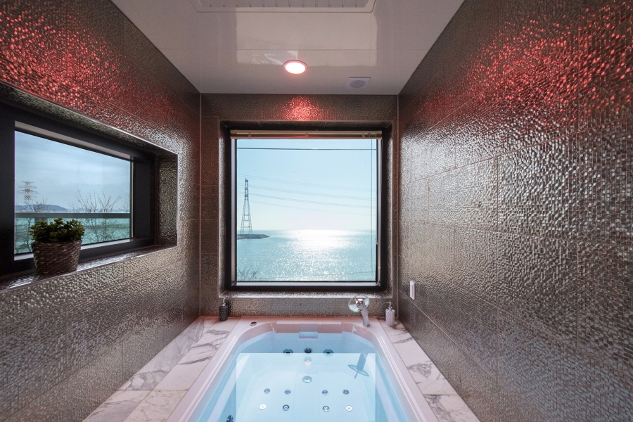 꼼마펜션 201호 스파