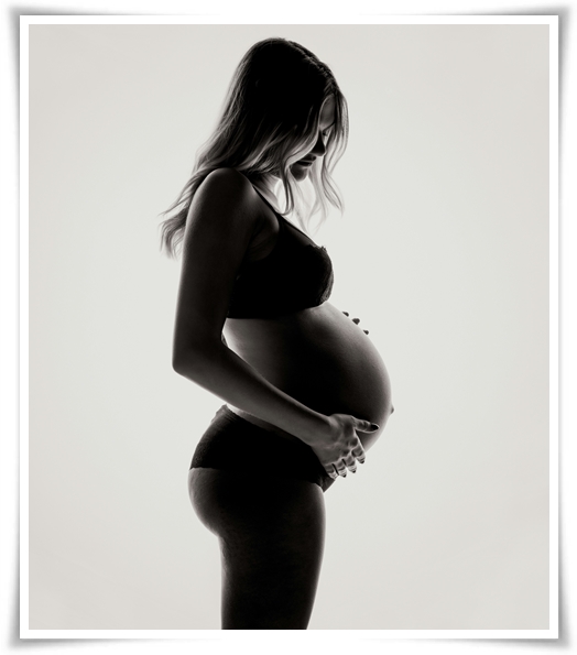 보험료를 전액 지원하는 출산 장려 공익 보험 &quot;우체국 대한민국 엄마 보험&quot;