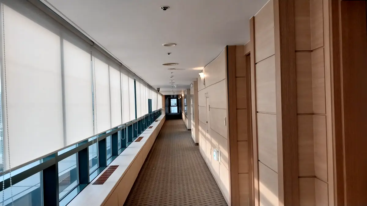 계룡스파텔-객실-복도-전망