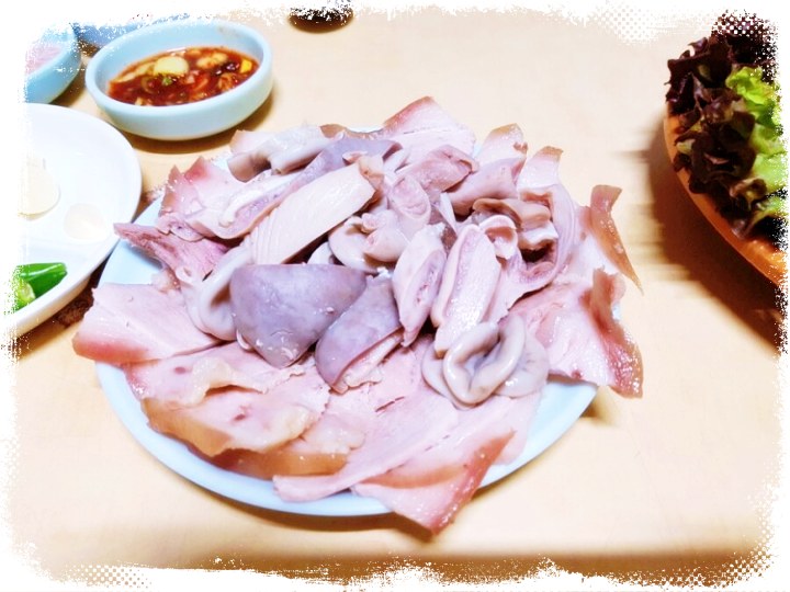 여섯시내고향-암뽕-수육-맛집