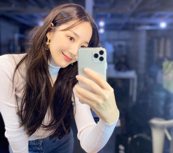 배우 박민영 사복