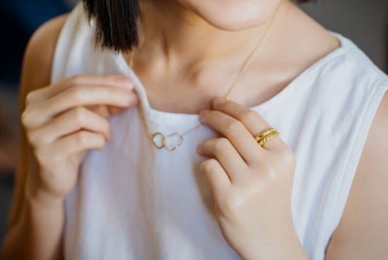 땅에떨어진금시계줍는꿈