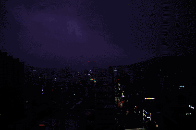 연사로 찍은 모습