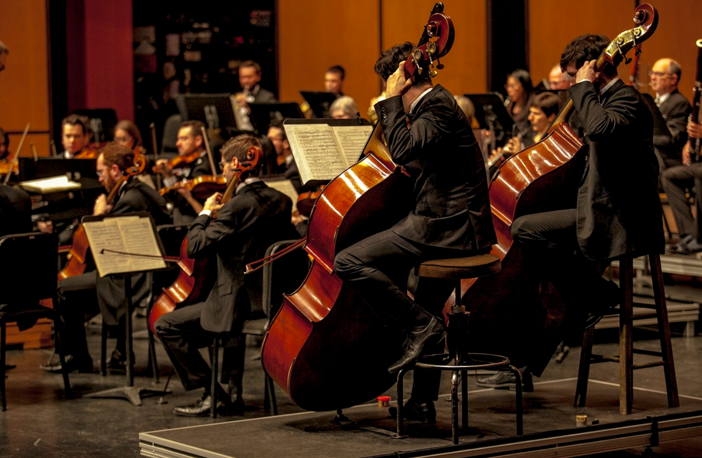 [클래식 음악] 교향곡의 기원과 발전: 오케스트라 음악의 정수를 찾아서