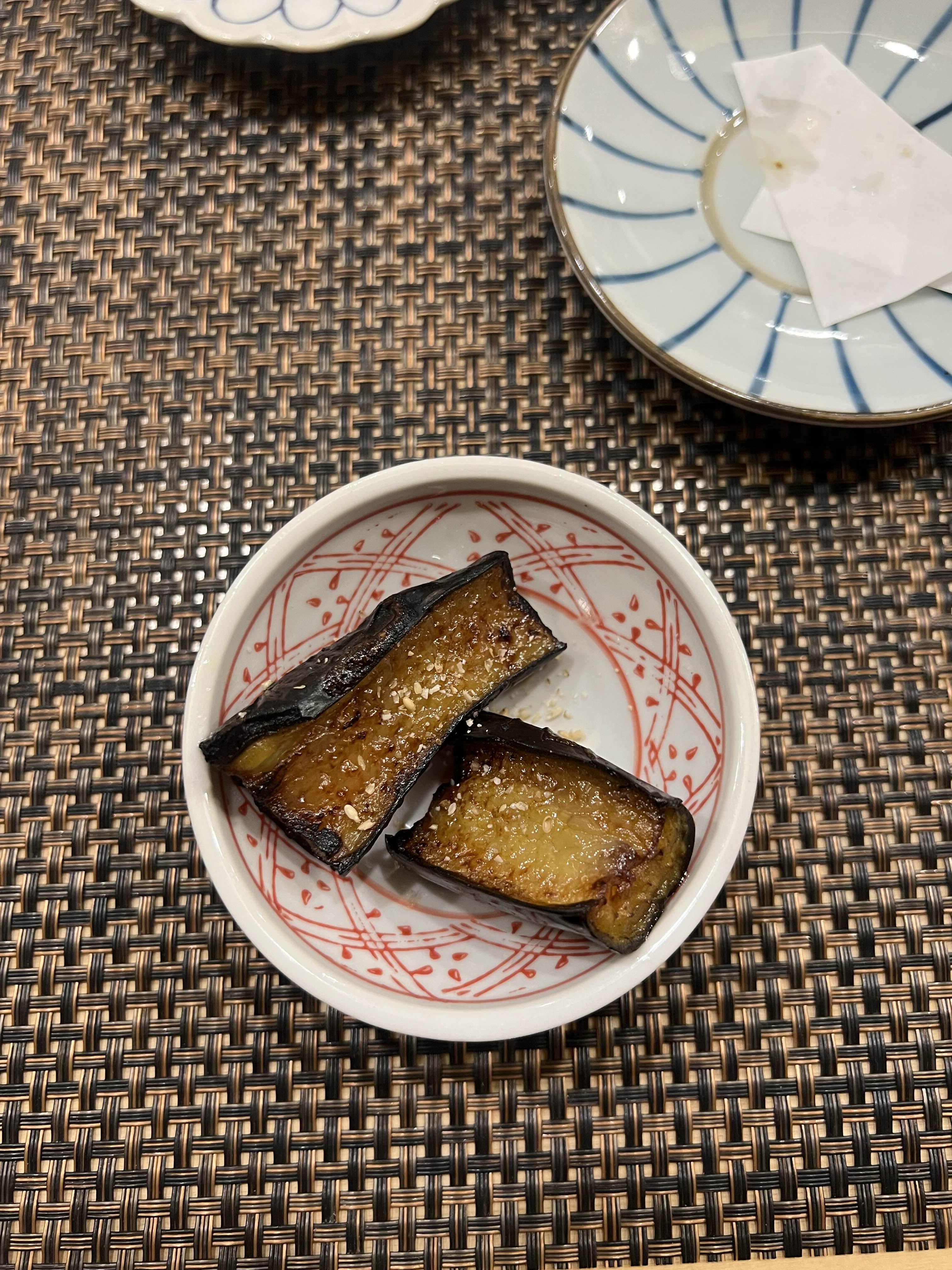 스시하쿠야 가지 구이