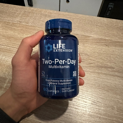 투퍼데이 멀티비타민 제품사진