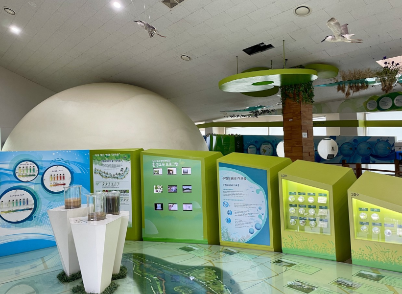 장자호수생태체험관 실내 이미지