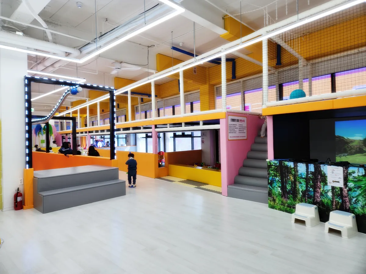 충주키즈카페-소풍-내부