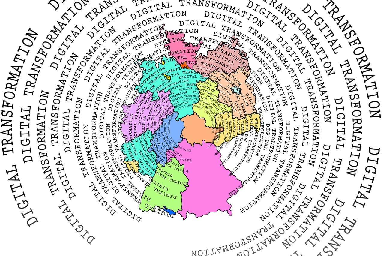 미래의 대장장이: 나노 기술과 합금으로 무기·도구를 제작하는 직업