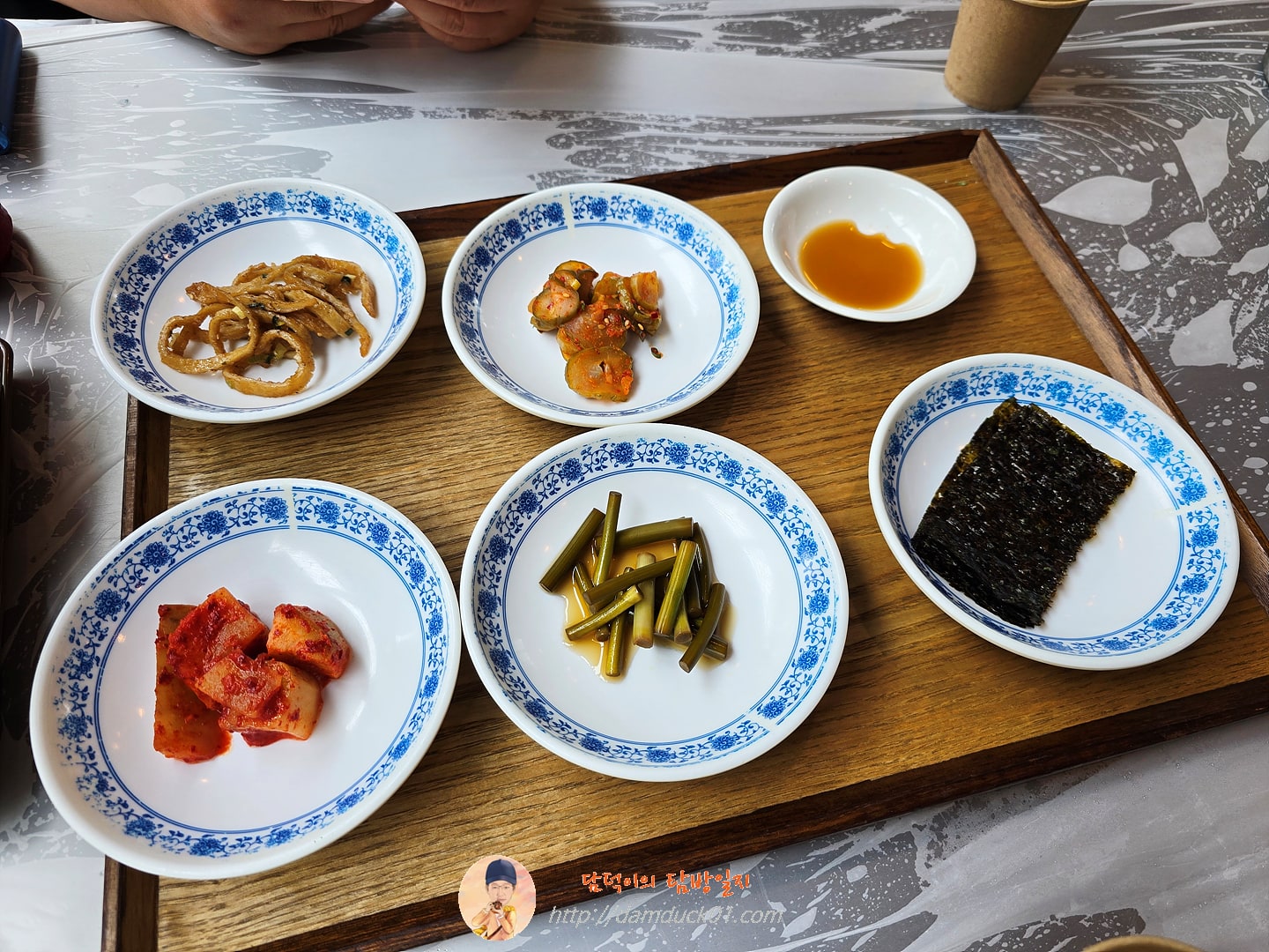 판교집 서판교직영점 반찬