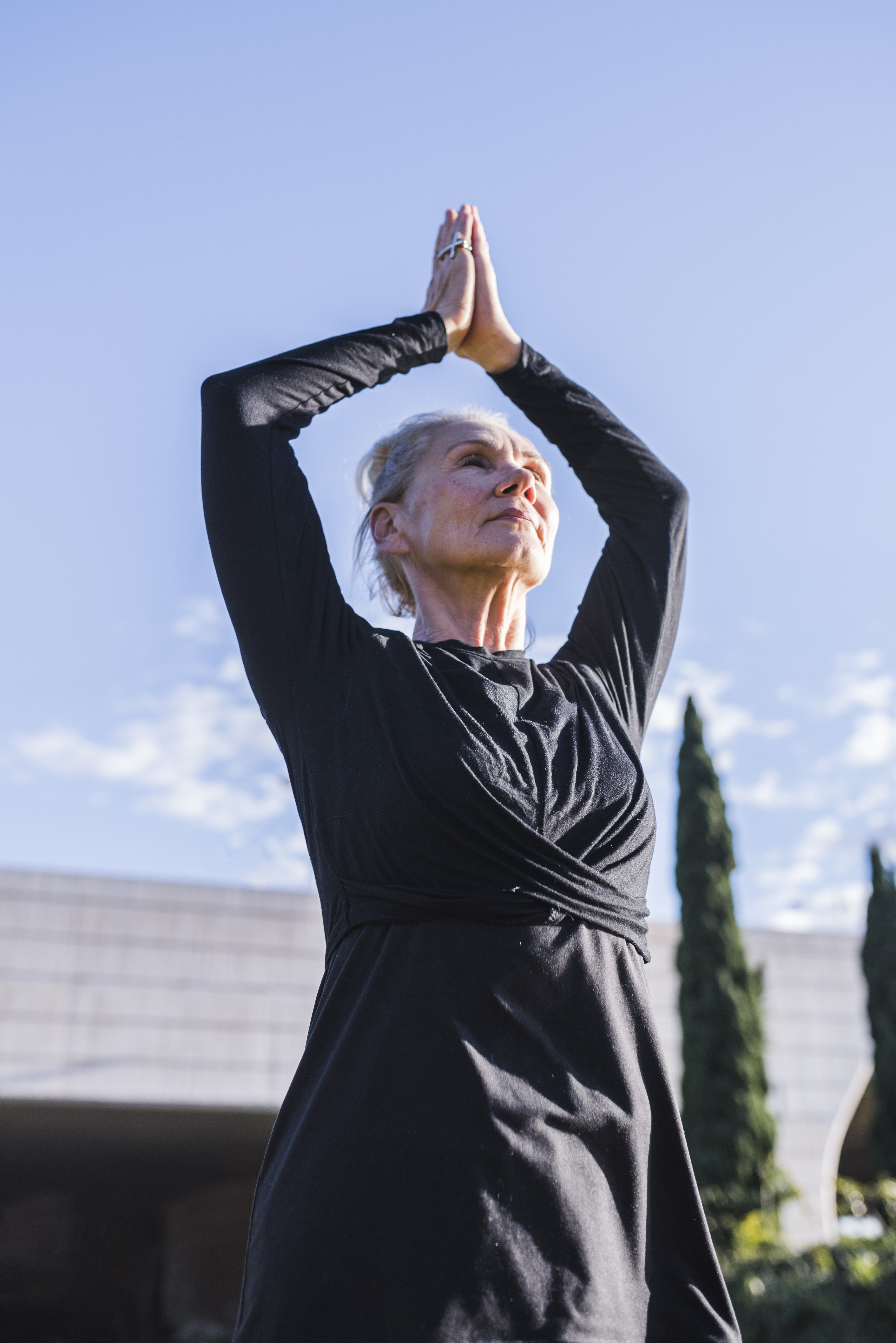 건강한 모습의 중년 여성