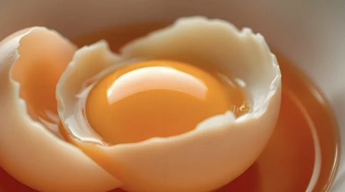 🥚 ① 달걀 노른자 (Egg Yolks)
