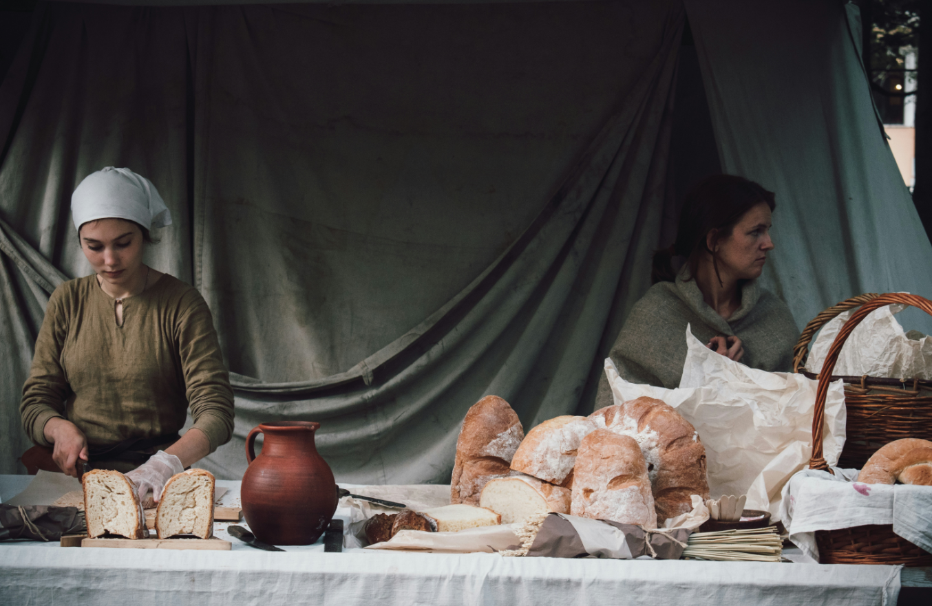 베이킹의 흥미로운 역사 - 빵을 판매하고 있는 사진