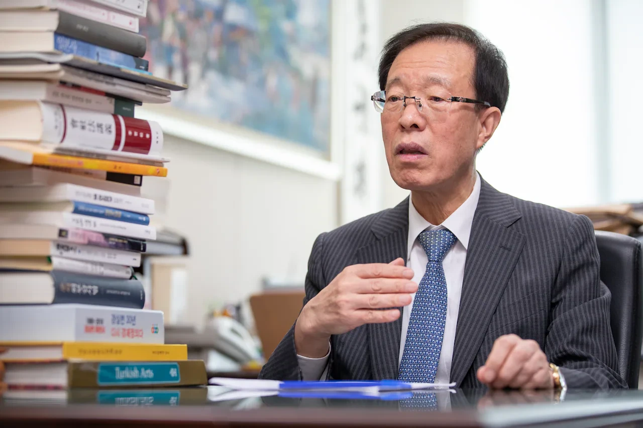 이석연 법제처장 윤석열 계엄 비판