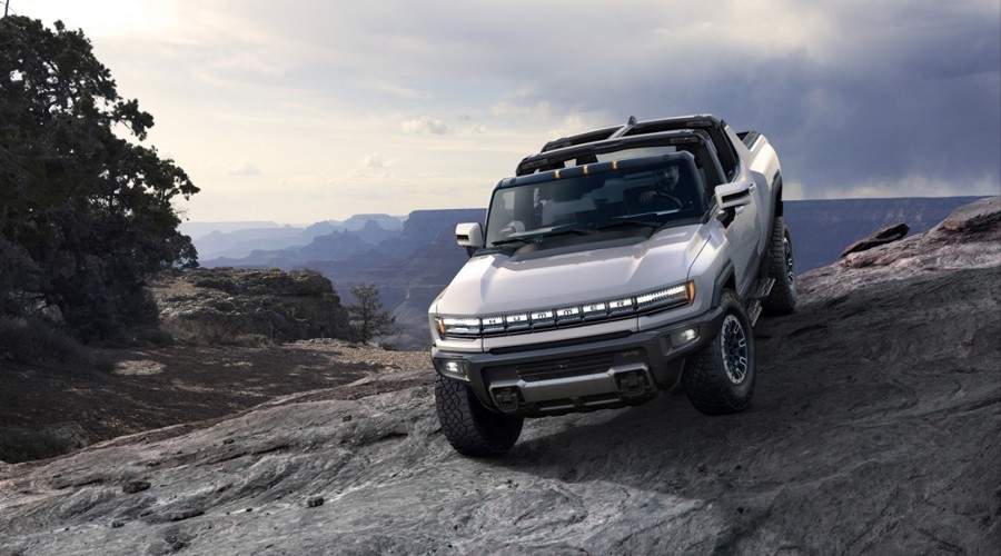 GM, 전통 완성차 기업의 전기차 도전