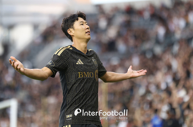 손흥민 4경기 연속골 LAFC 밴쿠버 전술 분석 토마스 뮐러 PK 동점골 MLS 서부 컨퍼런스 하이라이트 평점