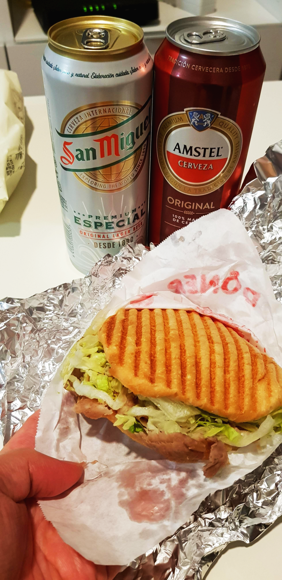 마드리에서 먹는 케밥과 맥주