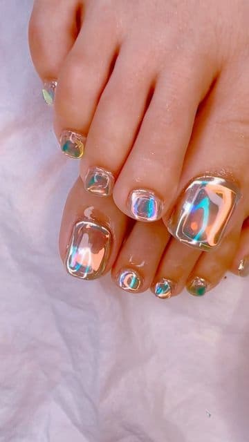 얼음 네일 등 감성 네일의 미학과 적용법 + 다양한 피부 톤 컬러 가이드