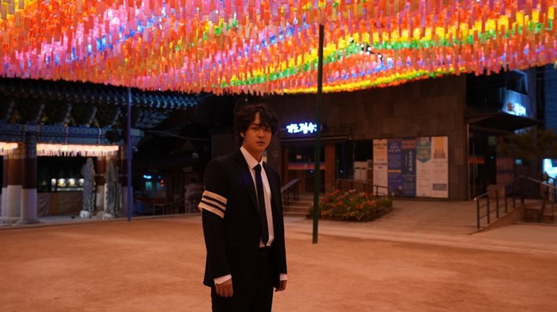 중간계 (2025) 영화 리뷰