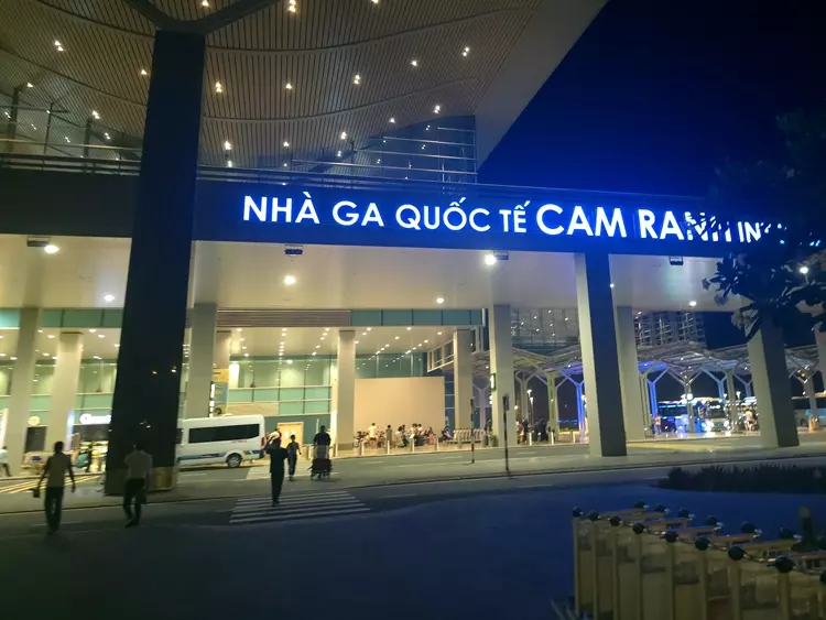 나트랑 깜란 공항