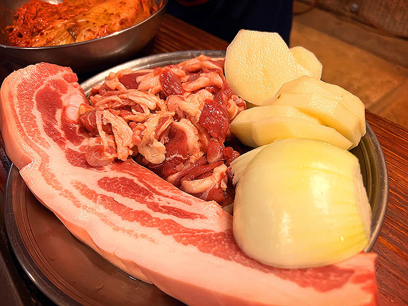 경기 광주 오리구이 돌판집 '수레실가든'