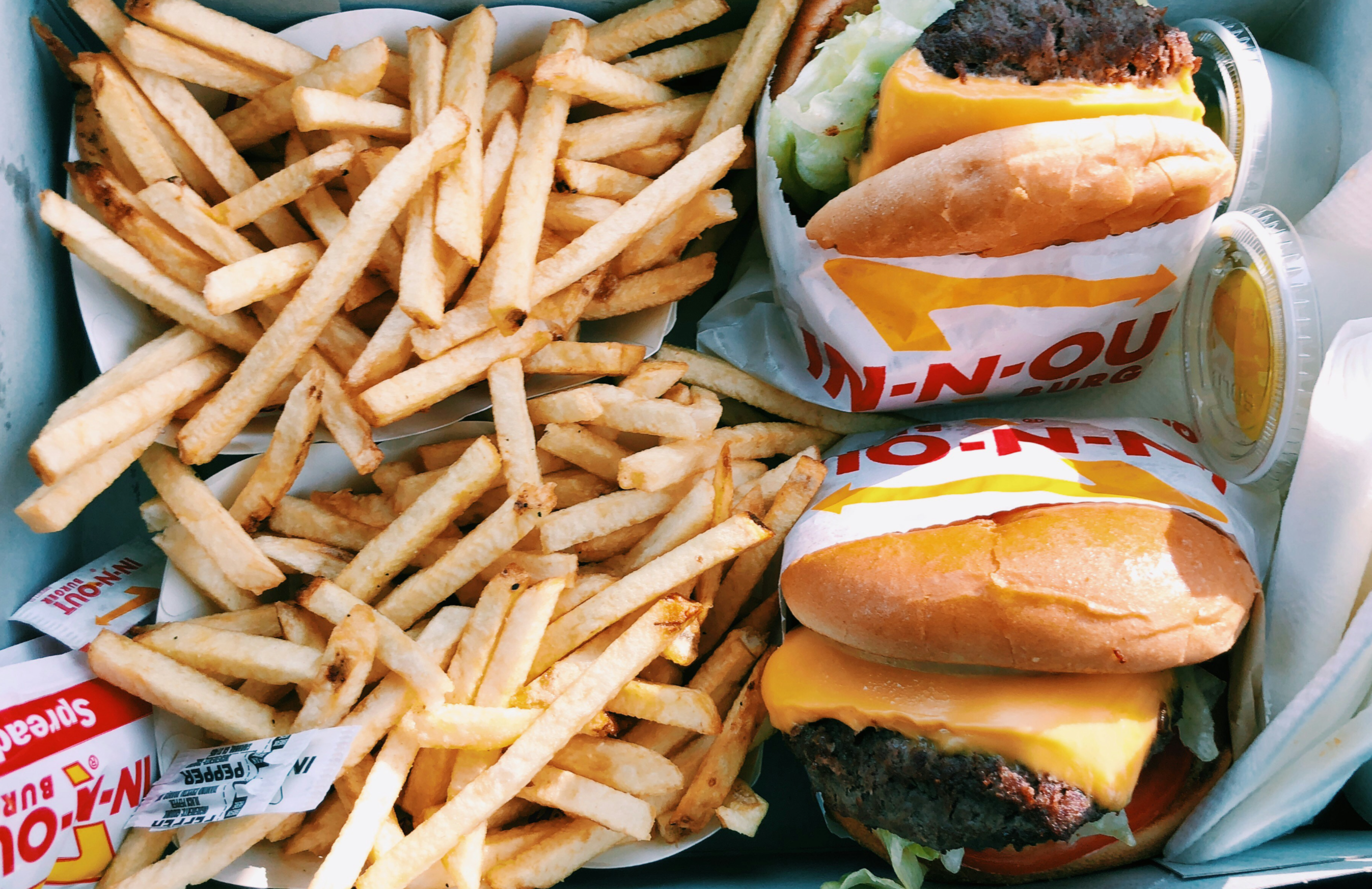 감자튀김과 햄버거