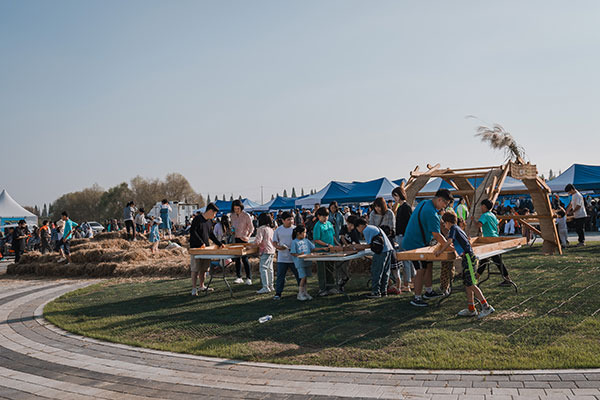 &ldquo;2025 평택호물빛축제 총정리! 불꽃놀이부터 물놀이&amp;#44; 평택 핫여름 축제 완전정복&rdquo;