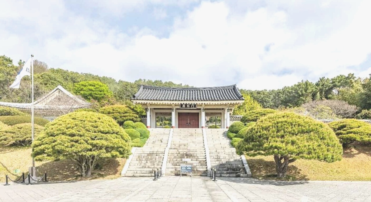 부산 동래구에 위치한 충렬사 외부 전경. [ⓒ대한민국 구석구석]