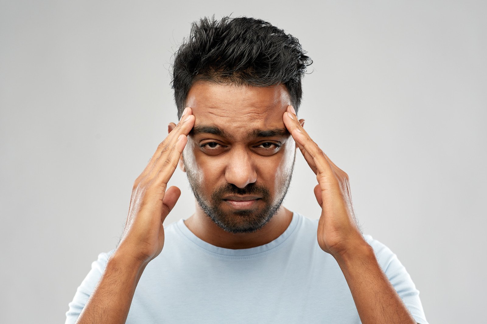 긴장성 두통 (Tension-Type Headache) – 가장 흔한 만성 두통의 원인과 치료법