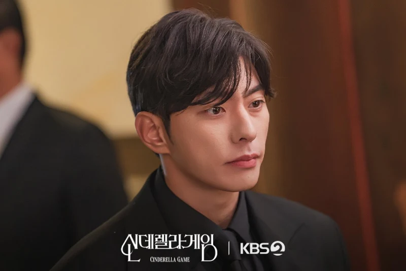 신데렐라 게임에서 황진구 역을 맡은 최상