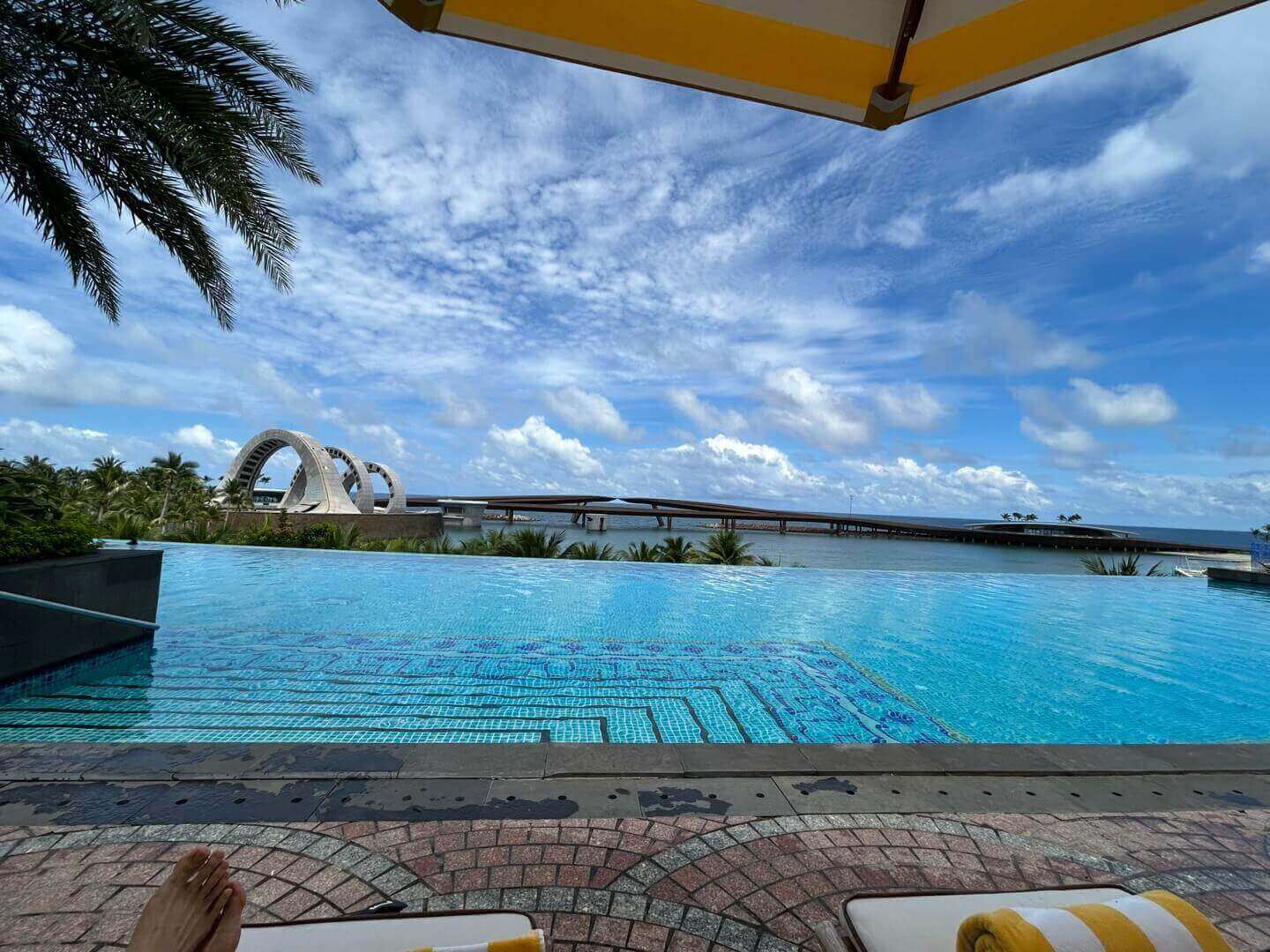 인피니티 수영장 사진