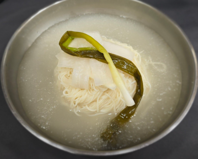 서오릉동치미열무국수