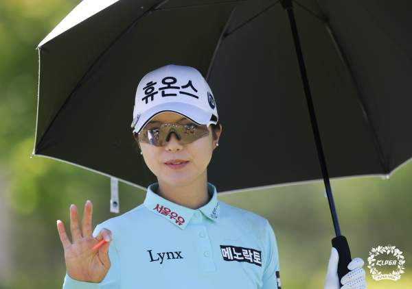 김민솔 시즌 3승: KLPGA 맥콜&middot;모나 용평 오픈 시즌 우승 상금 기록 및 신인왕 지표 분석 총정리