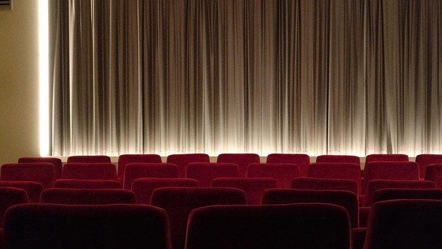 로스펠리스의 빈티지 영화관 투어 (Vintage Movie Theaters in Los Feliz)