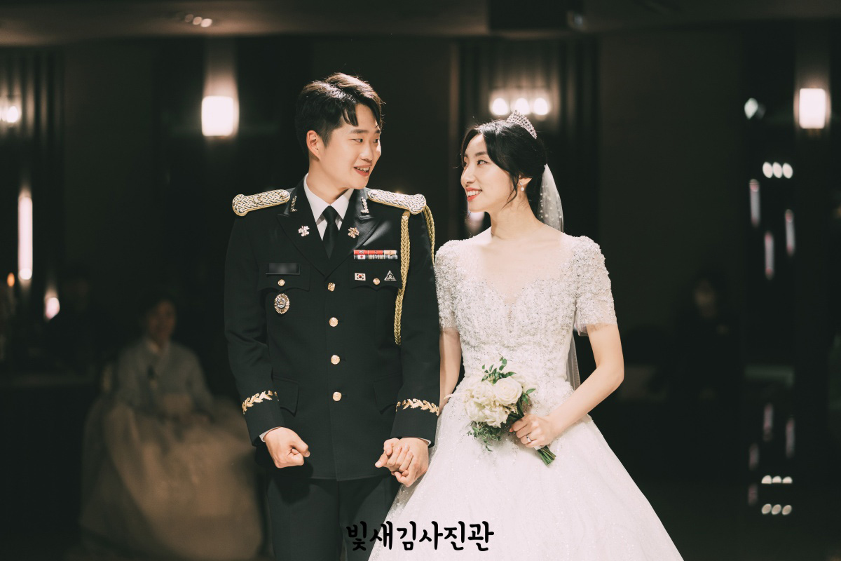 엠플러스웨딩홀 본식스냅 서브스냅 추천 후기 29