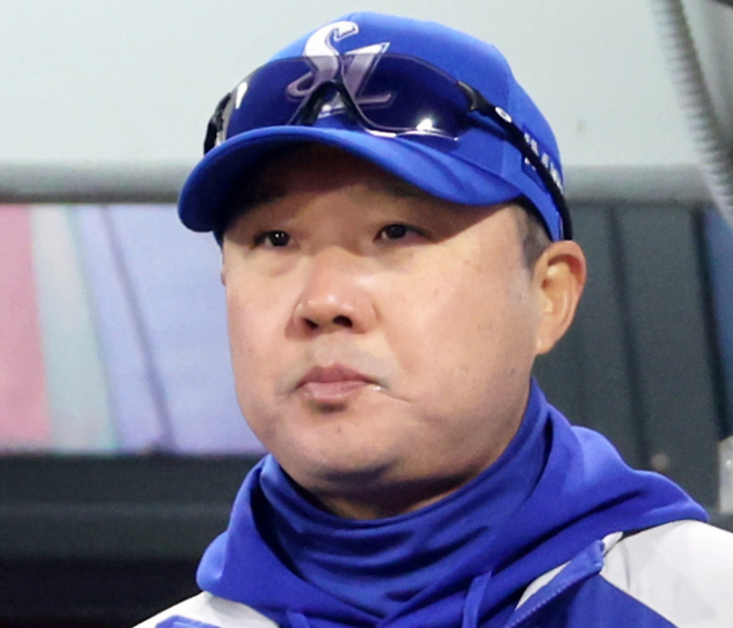 박진만 감독, 삼성과 재계약 연봉 인센티브 옵션 기간 KBO 구단 평가
