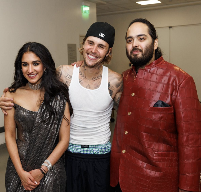 세계에서 가장 비싼 결혼식 아난티 무케시 암바니 재산 집