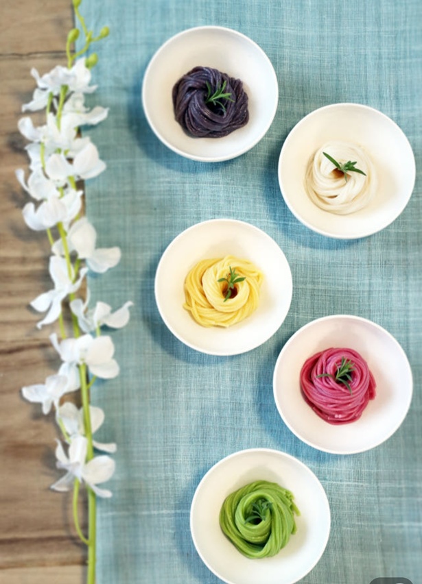 동네한바퀴-거창-오방색국수