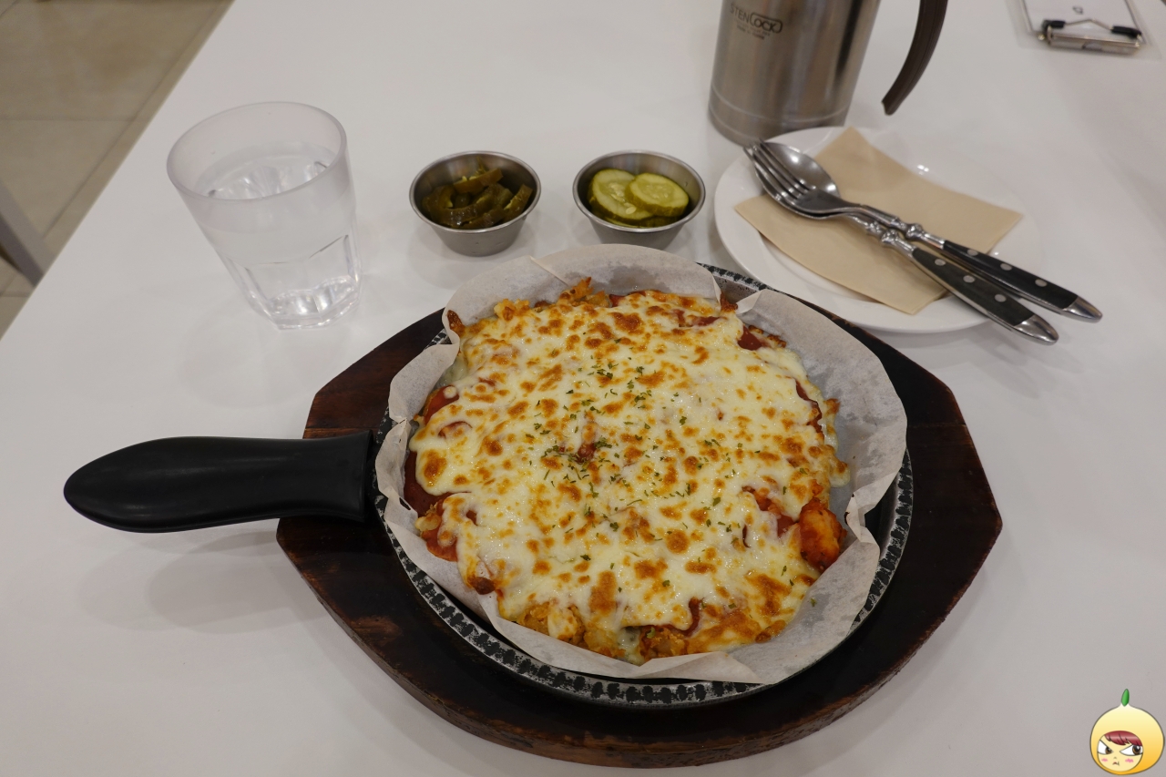 치즈팬피자랑 피클