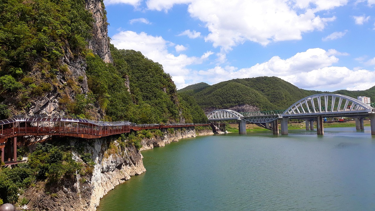 단양강 잔도, 물 위를 걷다