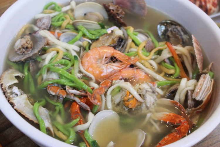 이만기 동네한바퀴 시즌2 대부도 맛과 색을 한 그릇에, 포도 삼색 칼국수, 바지락칼국수, 해물파전 추천 안산 맛집 소개